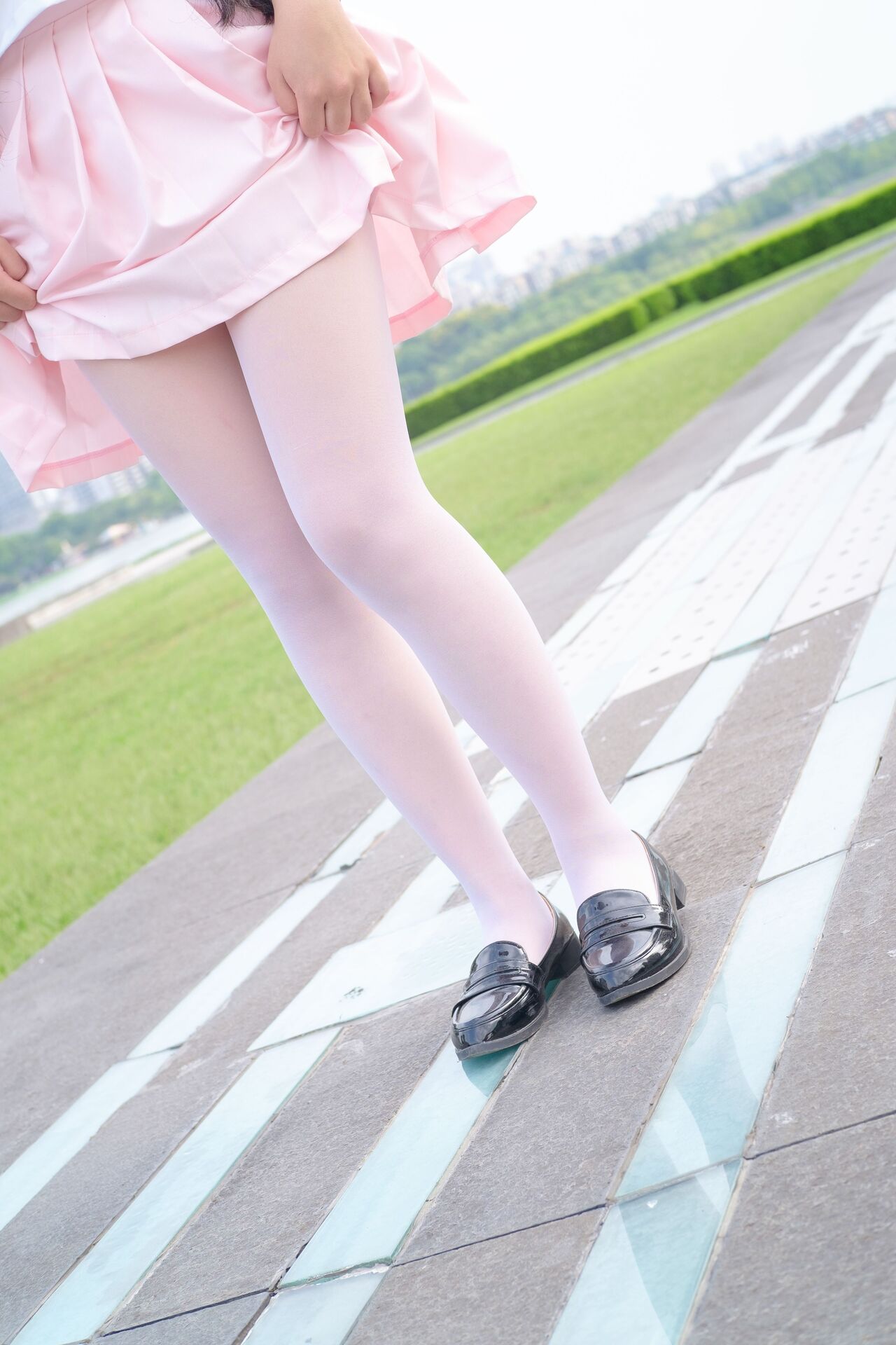 丝袜美腿预览图