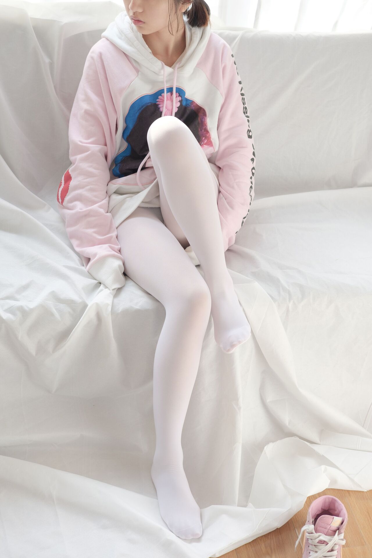 丝袜美腿预览图