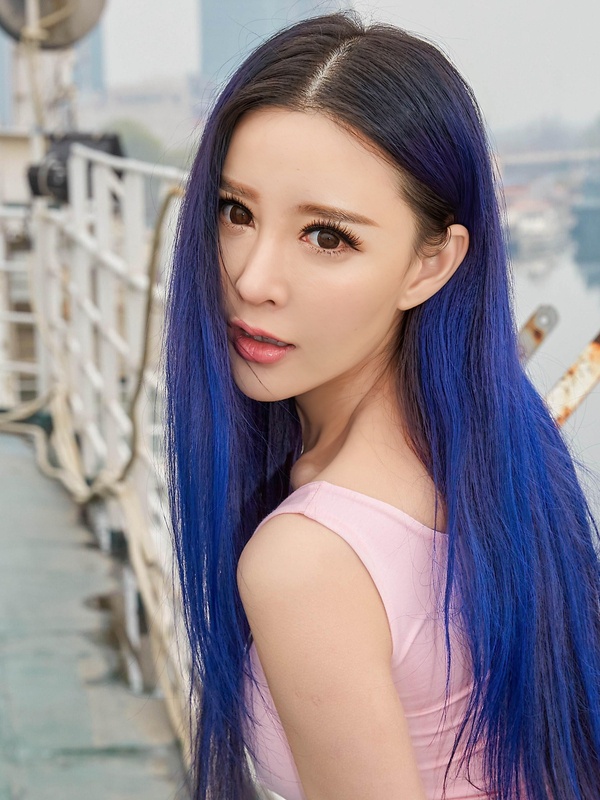  [AISS爱丝] 07.23 F6028《索菲-人人都爱长腿妹纸》