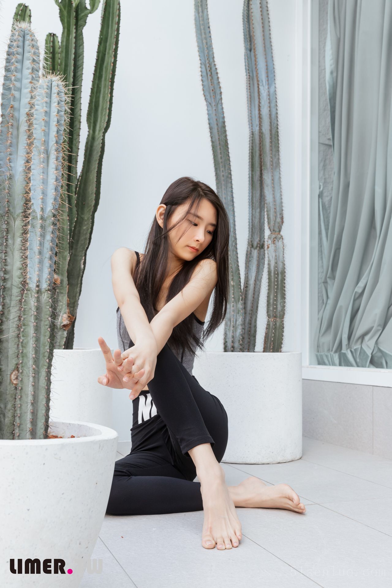 丝袜美腿预览图