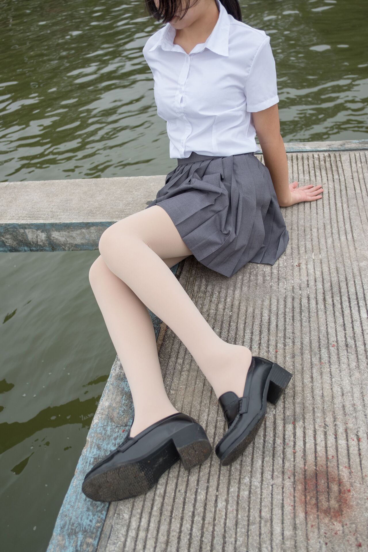 丝袜美腿预览图