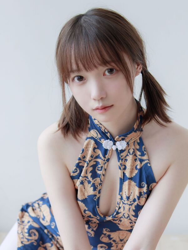  森萝财团写真  [JKFUN008] Aika 60D白丝踩酱肉包